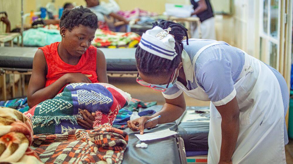 A new mother receiving post-natal services at a UNFPA supported facility in Central Province (c) UNFPA Zambia